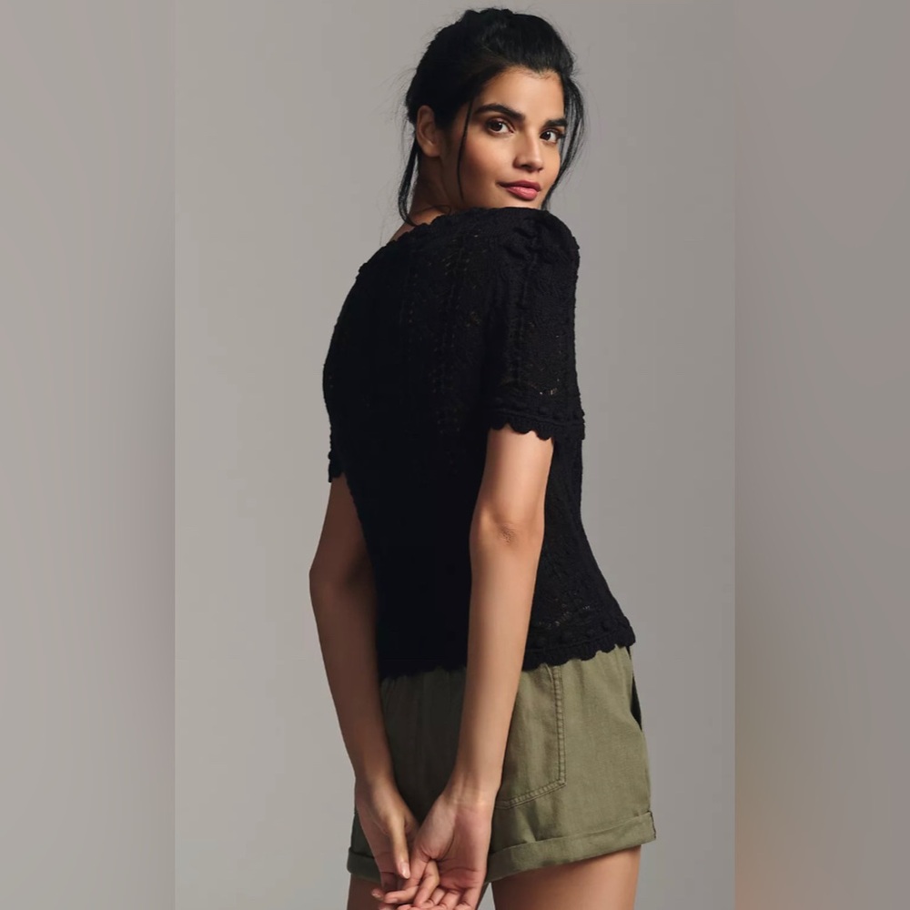 ANTHROPOLOGIE PHILOSOPHY Black knit short sleeve top. Size Small